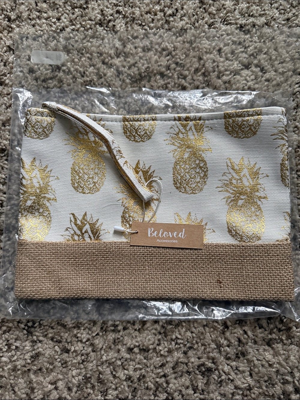Gold Pineapple Print Wristlet Clutch - White & Natural
